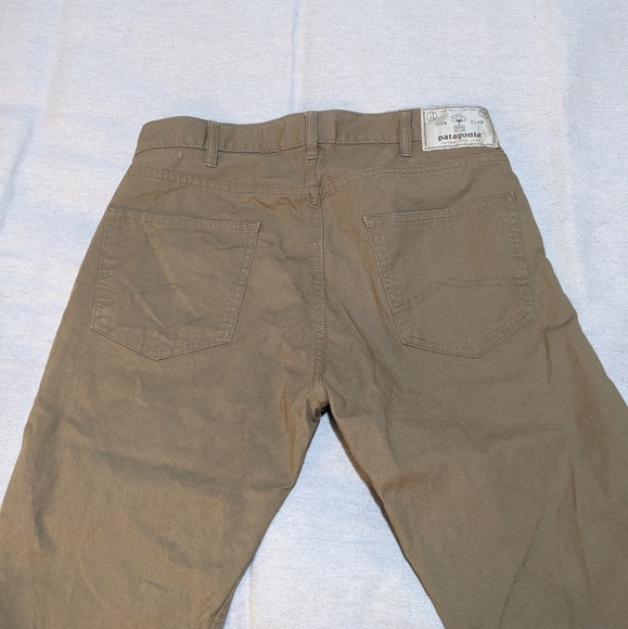 2 For $60! Patagonia Organic Cotton Flat front pants mens 30 32 - Picture 7 of 11